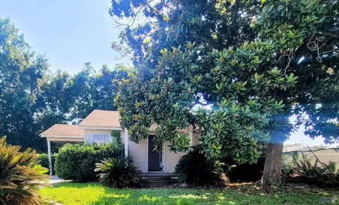 1303 N Coolidge Ave, Gonzales, LA 70737