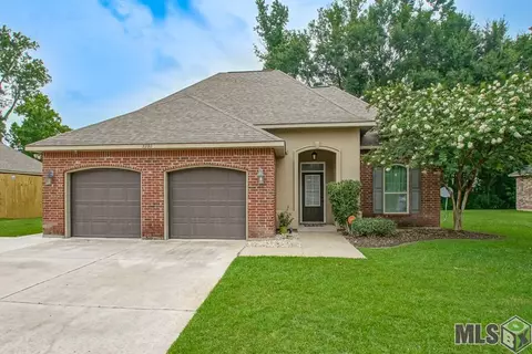 3230 Orleans Quarters Dr, Brusly, LA 70719