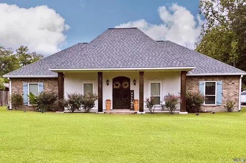 272 La Hwy 10, Morganza, LA 70759