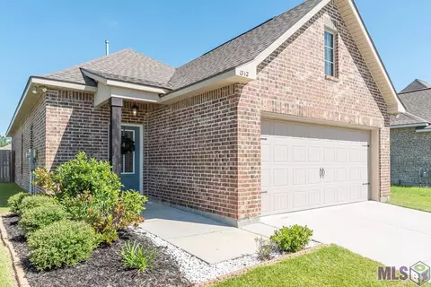 1312 Gentle Wind Dr, Baton Rouge, LA 70820