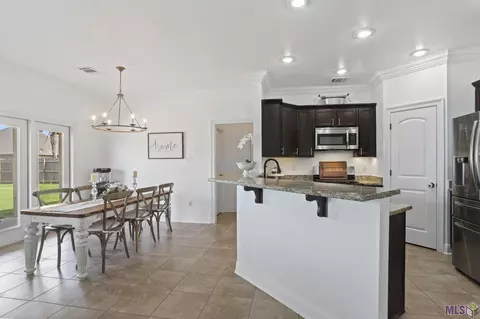 42436 Wynstone Dr, Prairieville, LA 70769