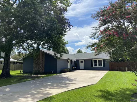 8616 Glaser St, Livonia, LA 70755