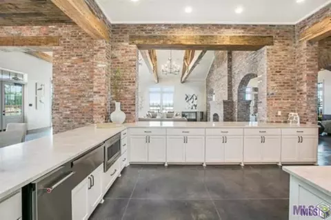 13524 Inspiration Point Dr, Baton Rouge, LA 70810