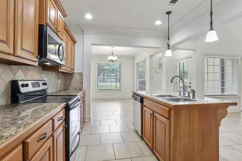14237 La Hwy 73 # D, Prairieville, LA 70769