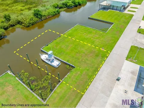 196 Snapper Ct, Dulac, LA 70353 photo 3