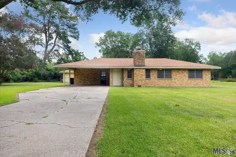 9448 Foster Rd, Baton Rouge, LA 70811