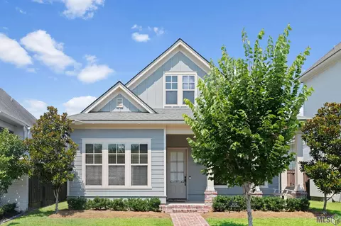 10734 Bird Song Dr, Baton Rouge, LA 70810