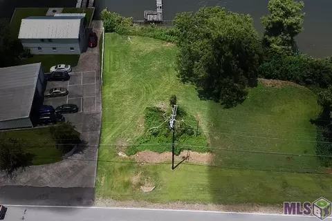 3 R Island Rd # -B, Ventress, LA 70783
