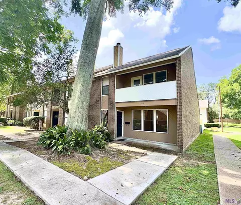 5508 Moorstone Dr, Baton Rouge, LA 70820