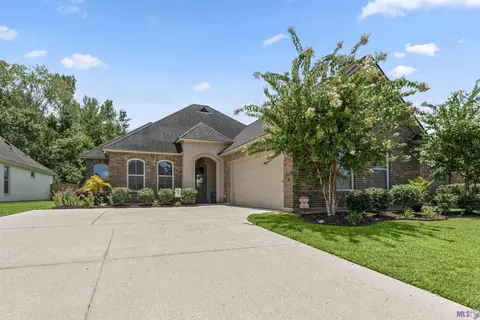 39155 Water Oak Ave, Prairieville, LA 70769