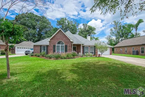 37495 Highridge Ave, Prairieville, LA 70769