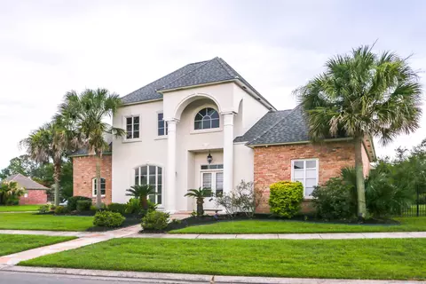 36147 Beverly Hills Dr, Prairieville, LA 70769