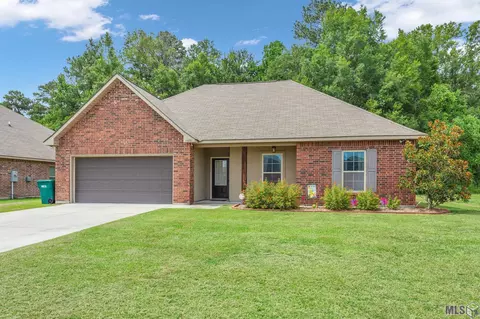 13801 Arbor Walk Dr, Denham Springs, LA 70726