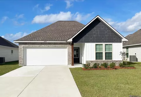 32531 White Bloom Ln, Walker, LA 70785
