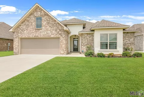 2070 Gabriel Dr, Covington, LA 70435