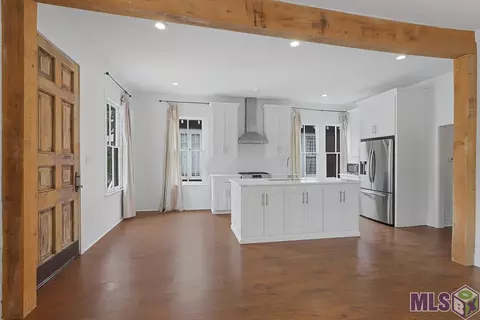 355 Napoleon St, Baton Rouge, LA 70802