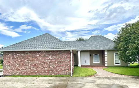 3951 Highway 1, Napoleonville, LA 70390