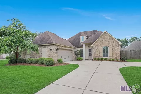 37459 Amalfi Dr, Prairieville, LA 70769