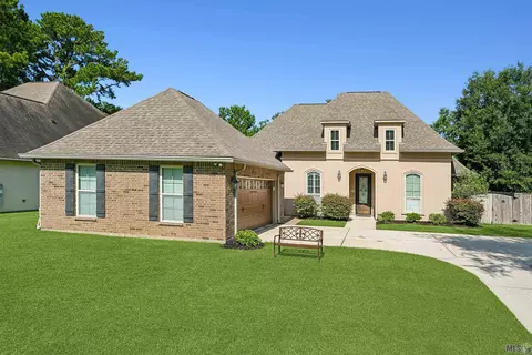 105 Tallow Creek Blvd, Covington, LA 70433