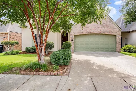 2021 Aubinwood, Baton Rouge, LA 70816