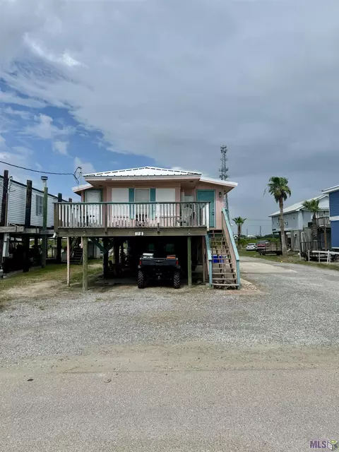 118 Chi Chi Ln, Grand Isle, LA 70358