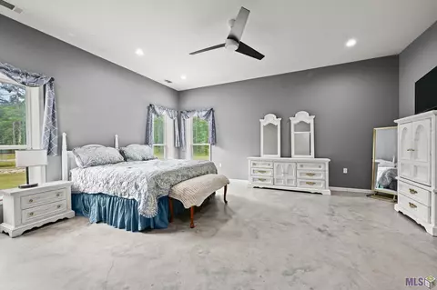 23045 Carson Rd, Pride, LA 70770 photo 17