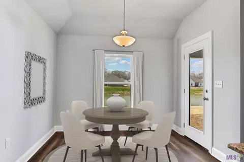Dining - 14661 Carroll Ave, Walker, LA 70785 photo 1 of 1