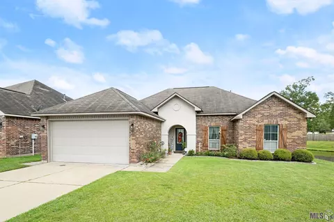 14051 Arbor Walk Dr, Denham Springs, LA 70726
