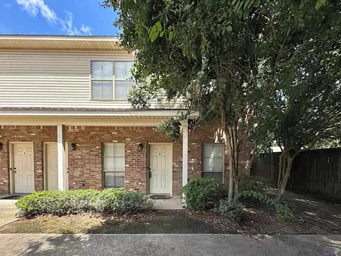 818 Meadow Bend Dr # D, Baton Rouge, LA 70820