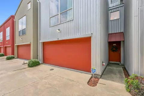 1720 Nicholson Dr # 32, Baton Rouge, LA 70802