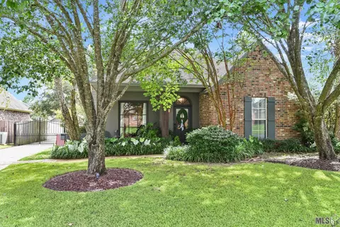 18338 Lake Orchid Dr, Baton Rouge, LA 70817