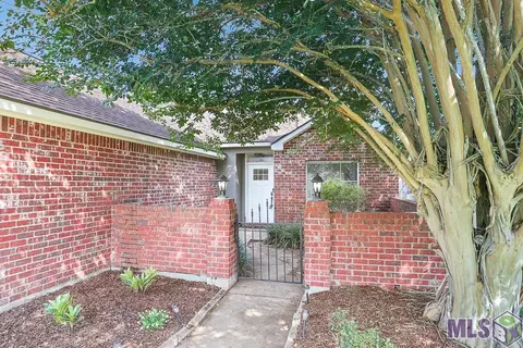 17469 Kaitlyn Dr, Baton Rouge, LA 70817