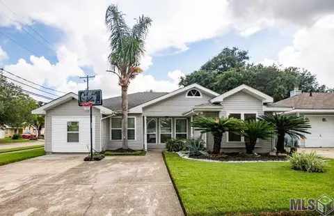 59 Lucille St, Westwego, LA 70094