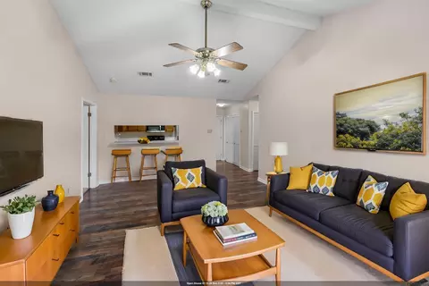 5323 Blair Ln # V-206, Baton Rouge, LA 70809