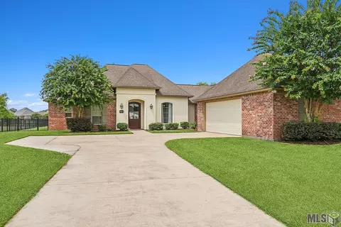 41120 Avoyelles Ave, Gonzales, LA 70737