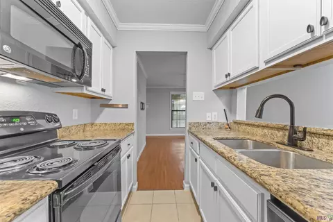 10306 W Winston Ave #. 4, Baton Rouge, LA 70809