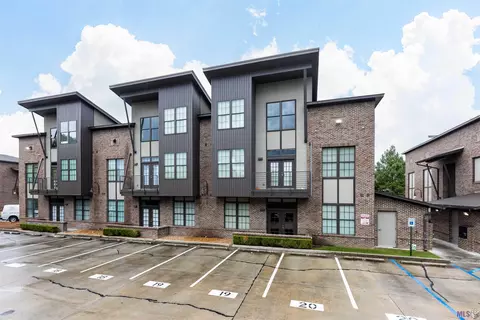 333 E Boyd Dr # 19, Baton Rouge, LA 70808