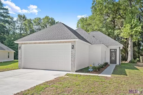 38170 Shelby Dr, Denham Springs, LA 70706