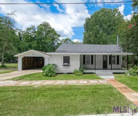 29645 Cedar St, Livingston, LA 70754