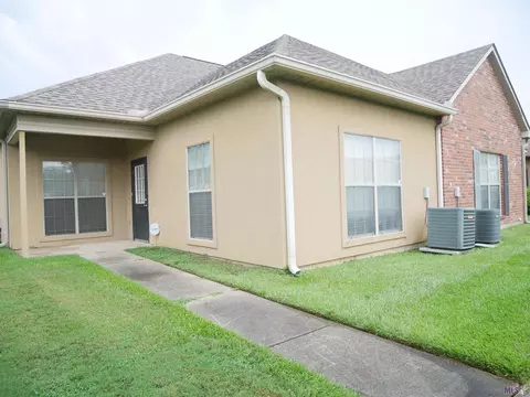 4000 Mchugh Rd # 104, Zachary, LA 70791