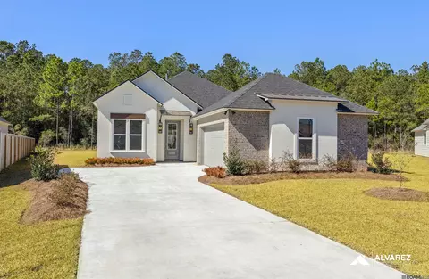 5053 Scotts Bayou Ln, Madisonville, LA 70447