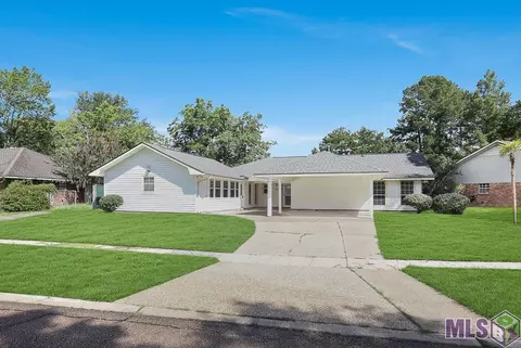 7426 Director Dr, Baton Rouge, LA 70817
