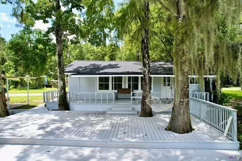 Exterior - 18125 River Bend Rd, Maurepas, LA 70449 photo 1 of 4