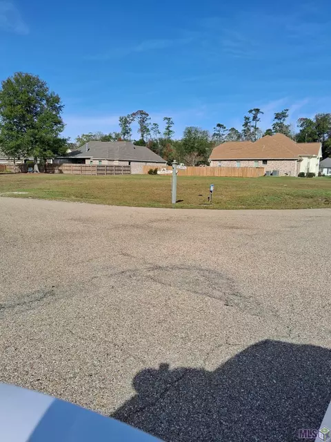129 Tuscany Dr, Slidell, LA 70458