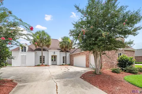 37512 Provence Pointe, Prairieville, LA 70769