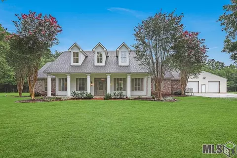 20781 Madison Ave, Livingston, LA 70754