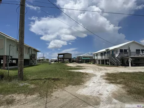 lot23 Iberville, Grand Isle, LA 70358