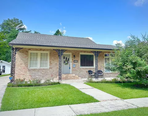 1444 St Rose Ave, Baton Rouge, LA 70808