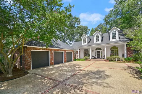 13831 Oakley Ln, Saint Francisville, LA 70775