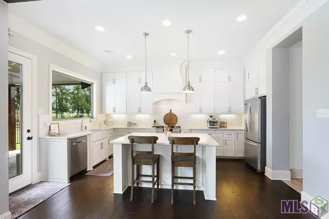 40169 Fenway Ave, Prairieville, LA 70769